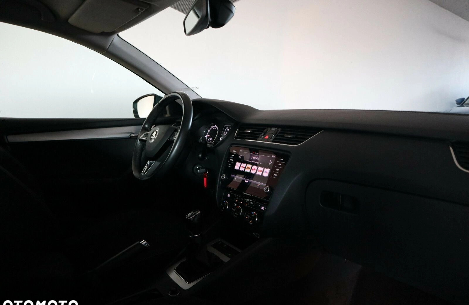 Skoda Octavia cena 69900 przebieg: 139498, rok produkcji 2018 z Olsztyn małe 191